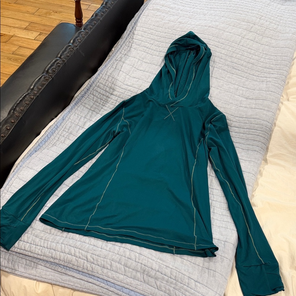 Fabletics Women’s Teal Hooded Long-Sleeve Top